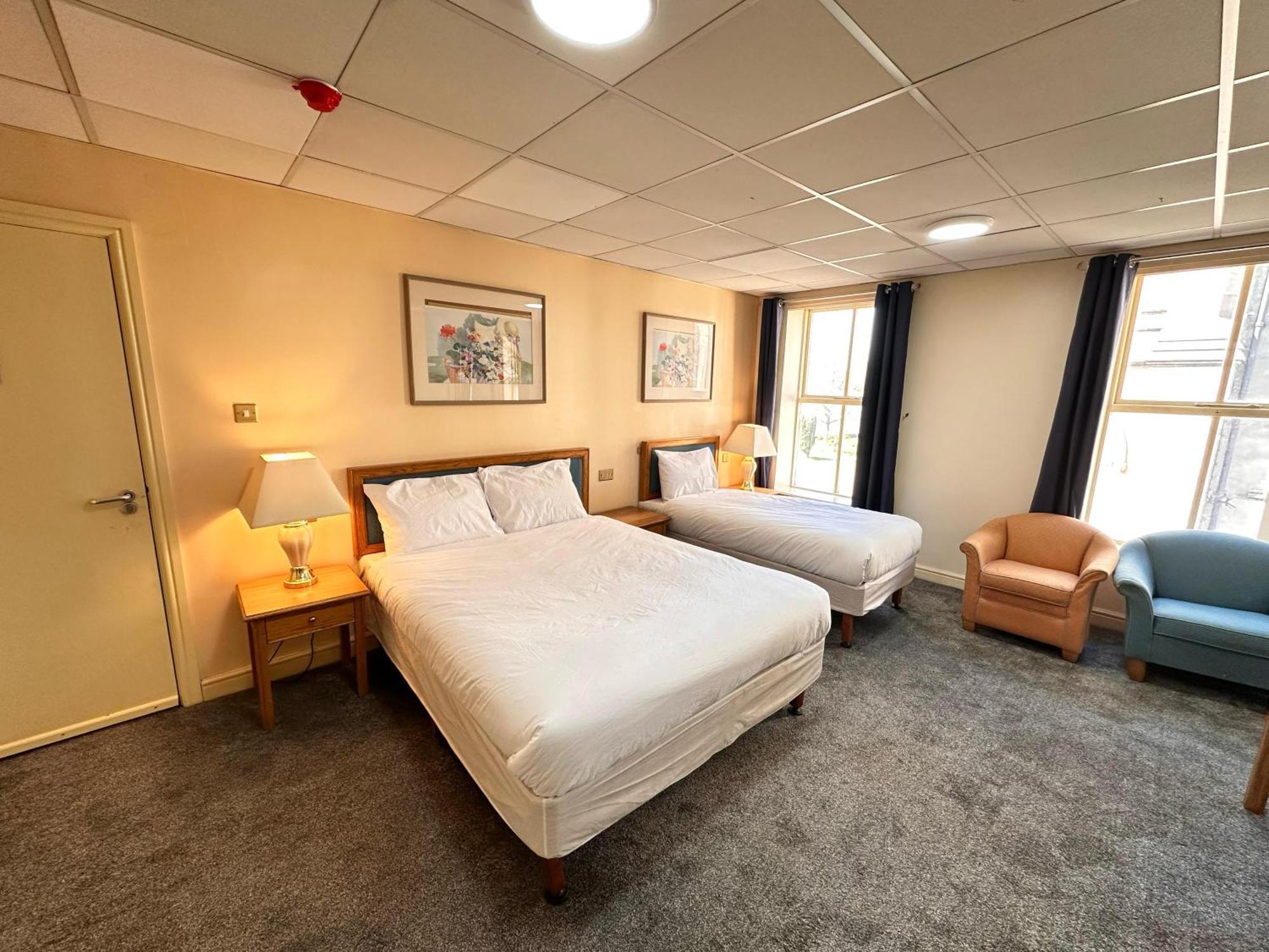 Throstles Nest Hotel 3*